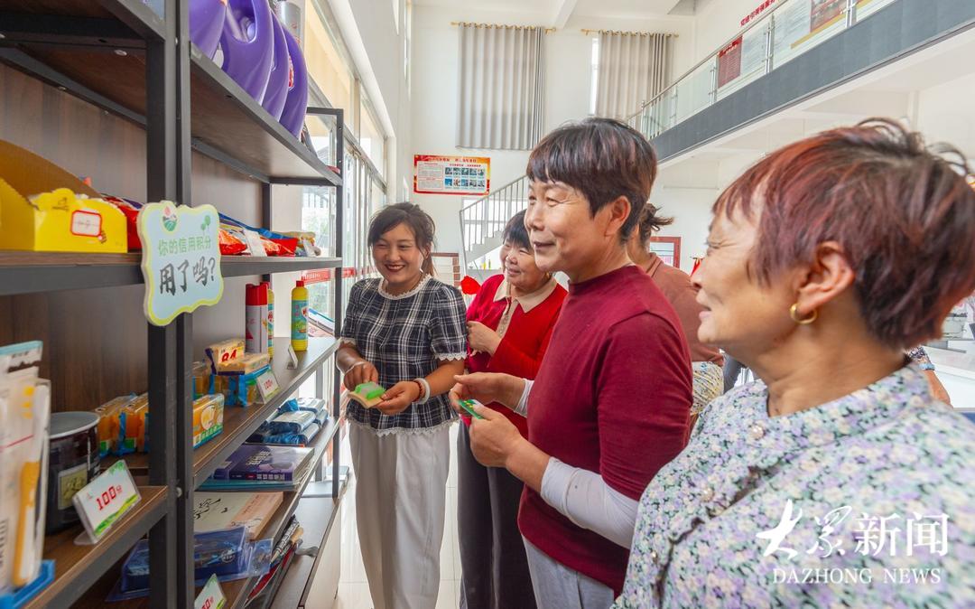 鱼台：“开放式”党群服务中心聚了民心，活了乡村