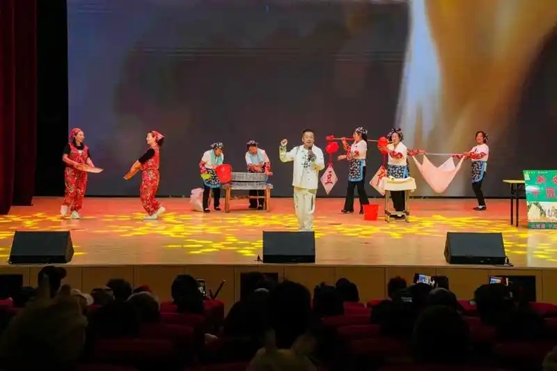 双阳百姓大舞台03.jpg